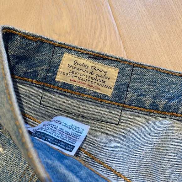 Levi’s ~ 501 Short - Picture 2 of 3